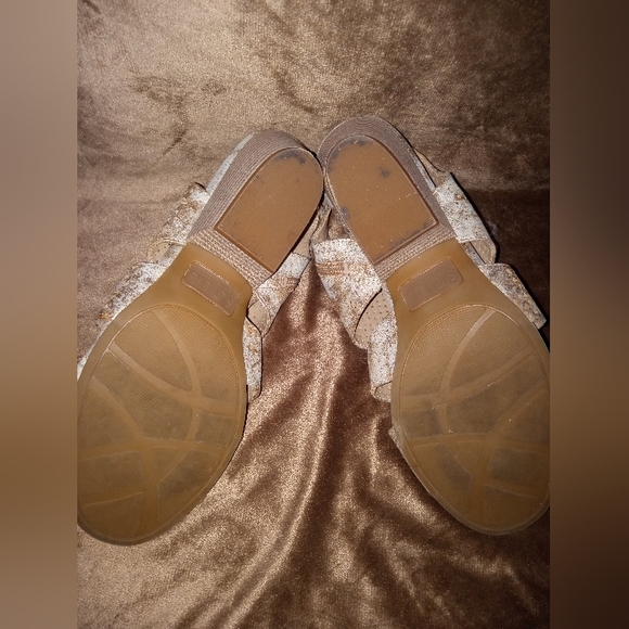 SOUL Naturalizer Dez sandal - size 10M - silver/gold - Picture 7 of 9